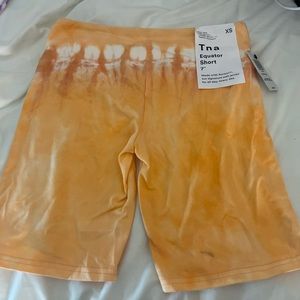 aritiza biker shorts